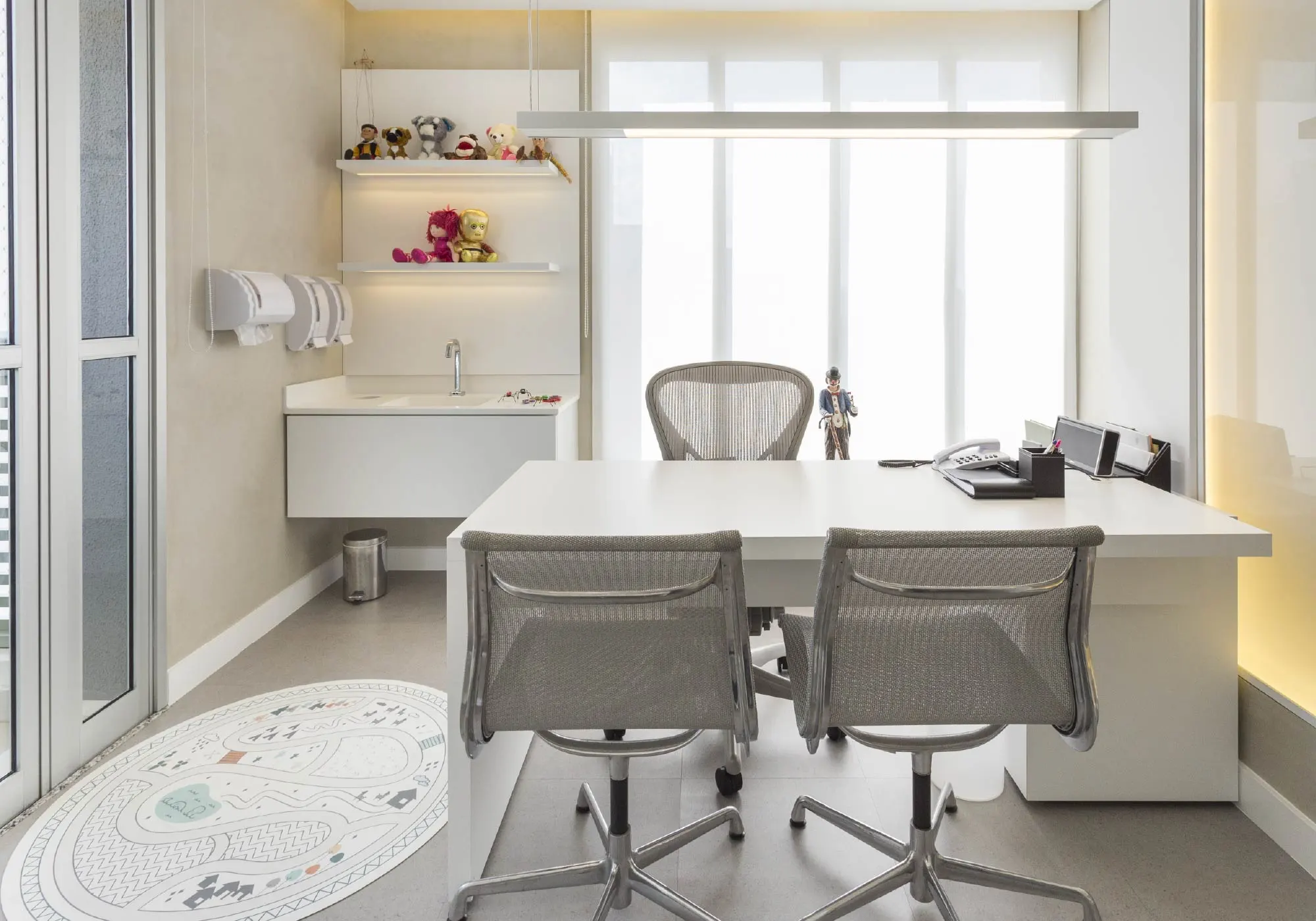 Ambiente 5 do consultório pediátrico do Dr. Luciano Onofre.